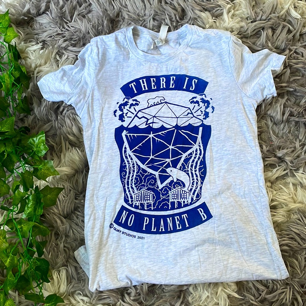 Never Worn “THERE IS NO PLANET B” Environmental T-Shirt